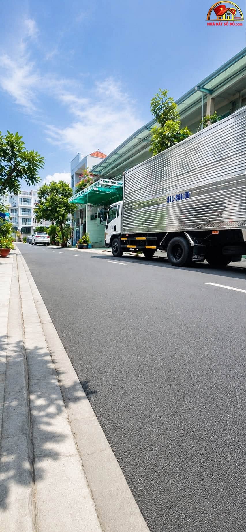 Nhà đất sổ đỏ TP.HCM – Nhà 3 tầng hẻm 9m có lề Tân Phú chỉ nhỉnh 7 tỷ
