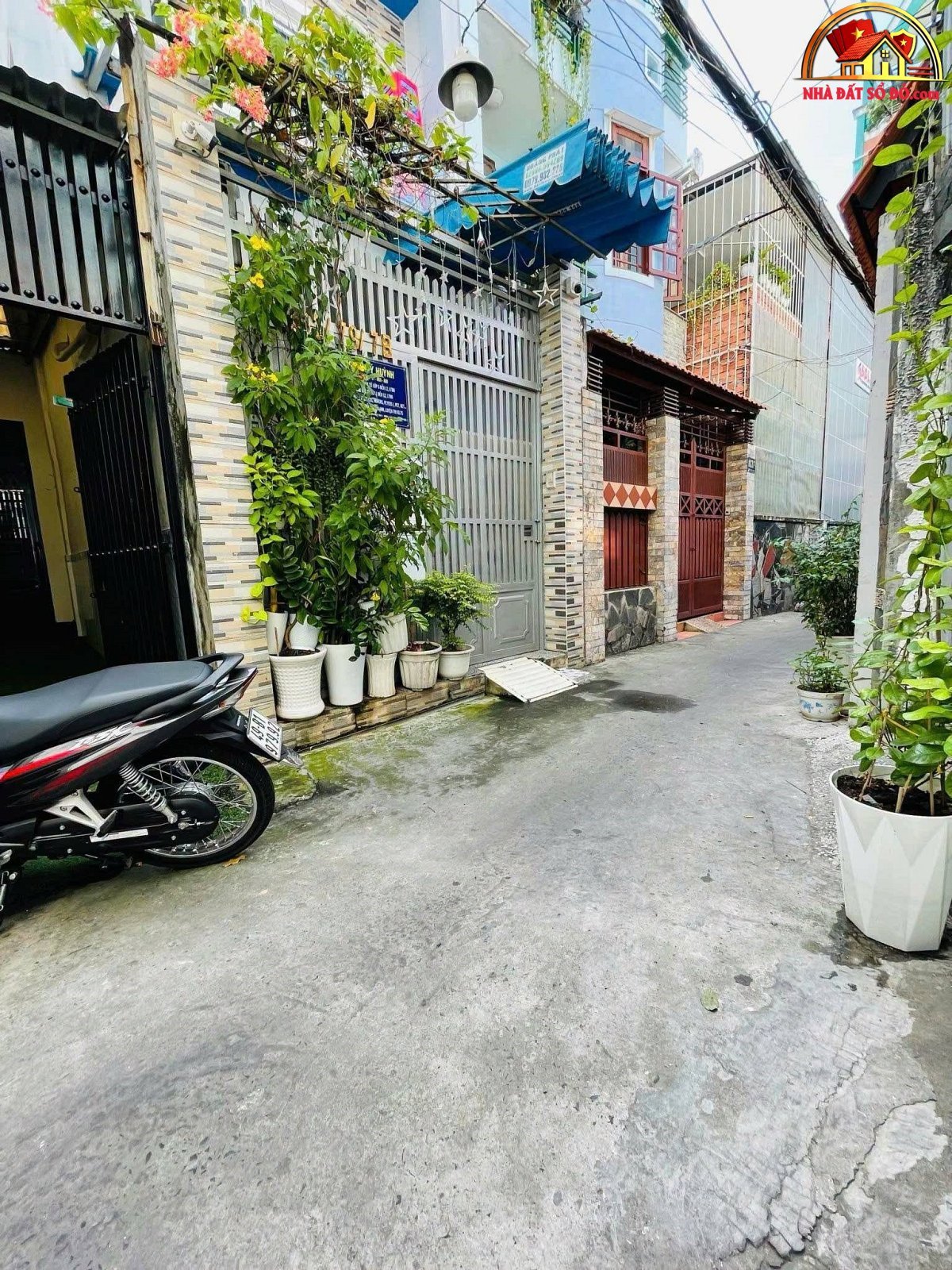 Nhà đẹp hẻm 3 gác 42m² 5 phòng ngủ giá 5.35 tỷ tại quận 10 – Mua bán nhà đất