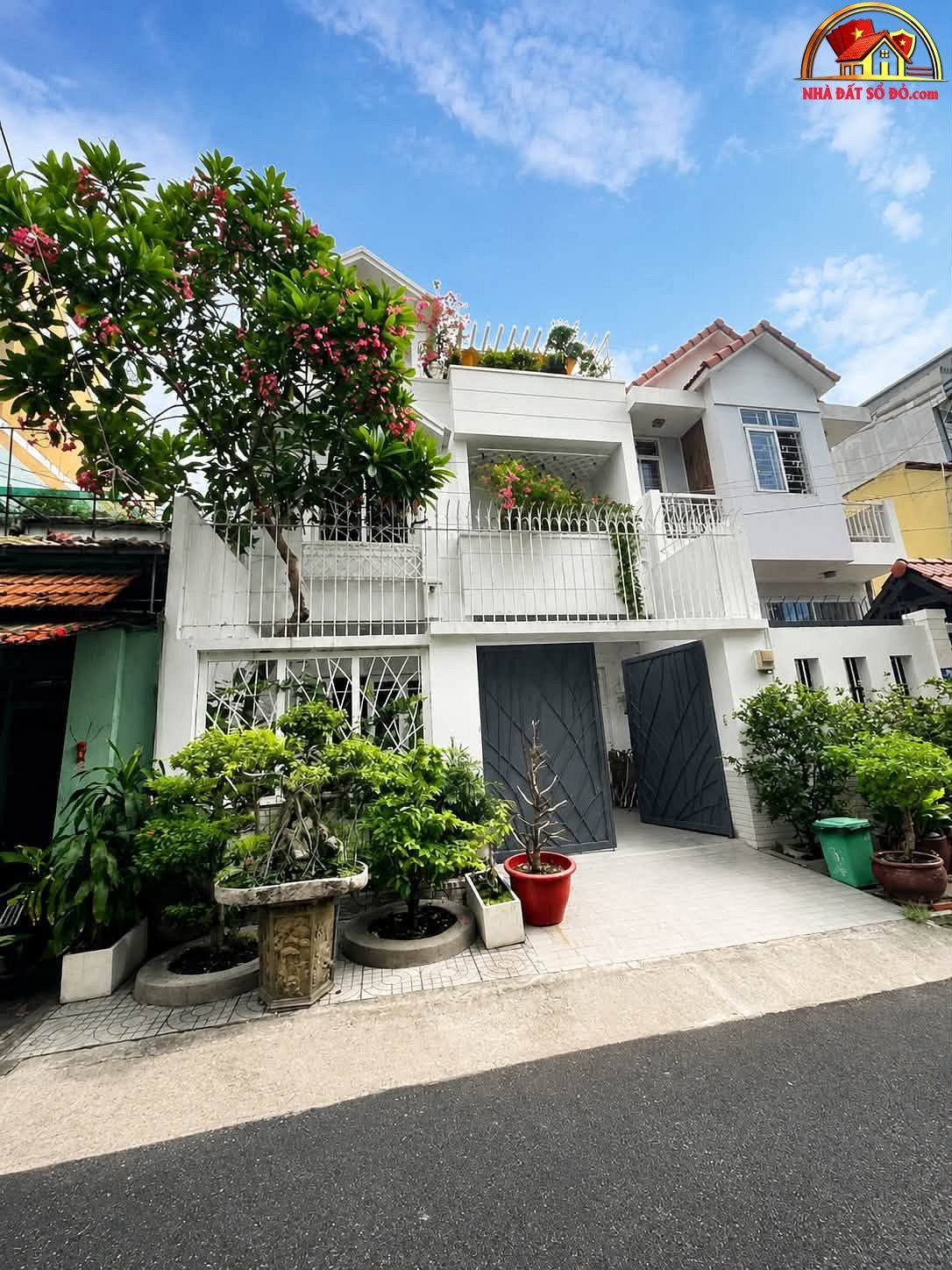 Nhà đẹp 3 tầng mặt tiền khu bàn cờ Họ Lê, giá chỉ nhỉnh 21 tỷ – cơ hội đầu tư tuyệt vời