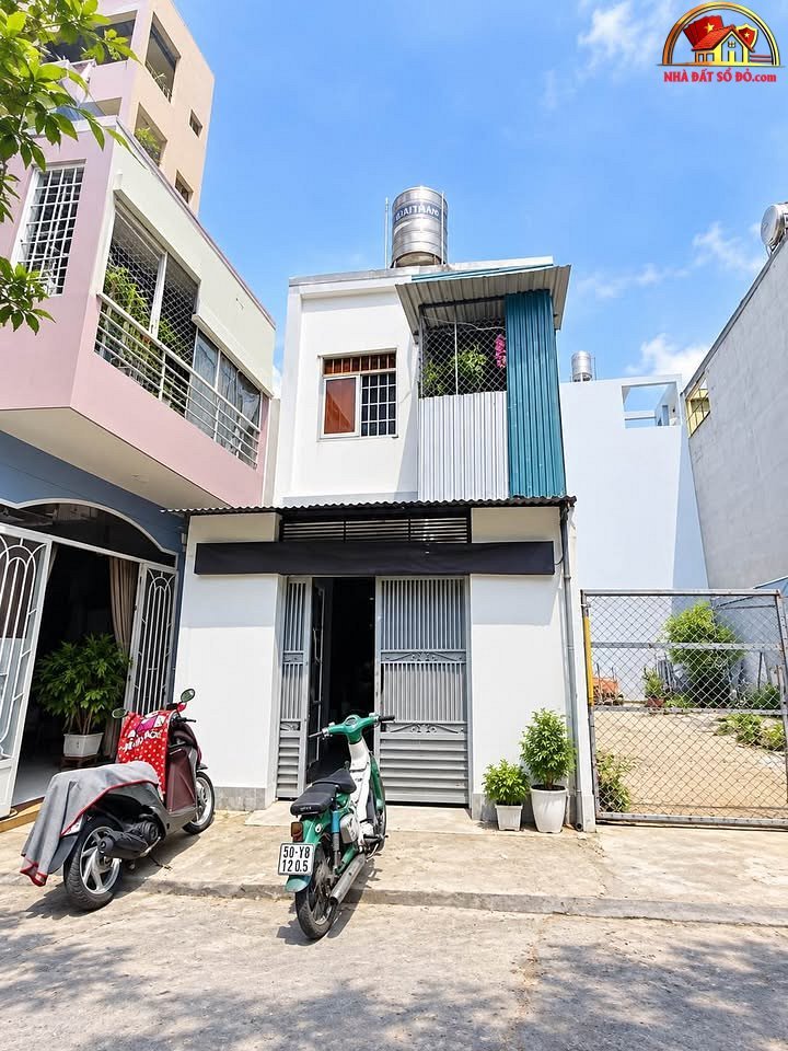 Mặt tiền Tân Phú 76m², 2 tầng, 8 phòng ngủ chỉ 4.X tỷ – Bán nhà đất