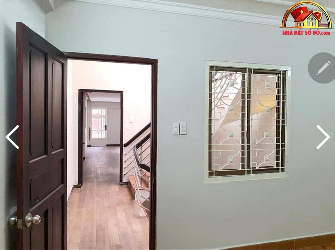 Bán gấp nhà hẻm rộng 8m thông Nguyễn Huệ, Quận 1 – 70m2 – 43 tỷ