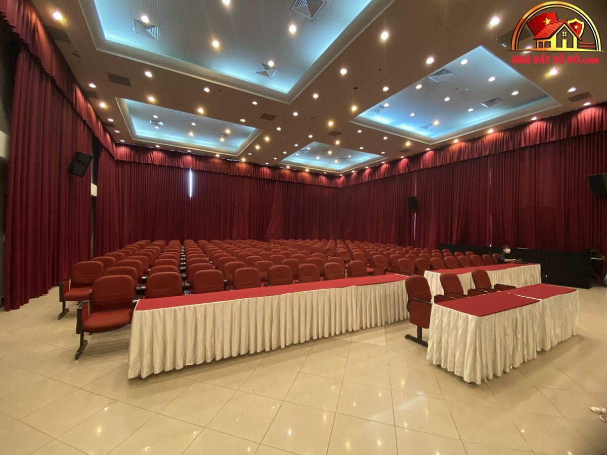 Cho thuê phòng hội trường hiện đại, giá tốt tại Quận 3 – NHÀ ĐẤT BẤT ĐỘNG SẢN SỔ ĐỎ