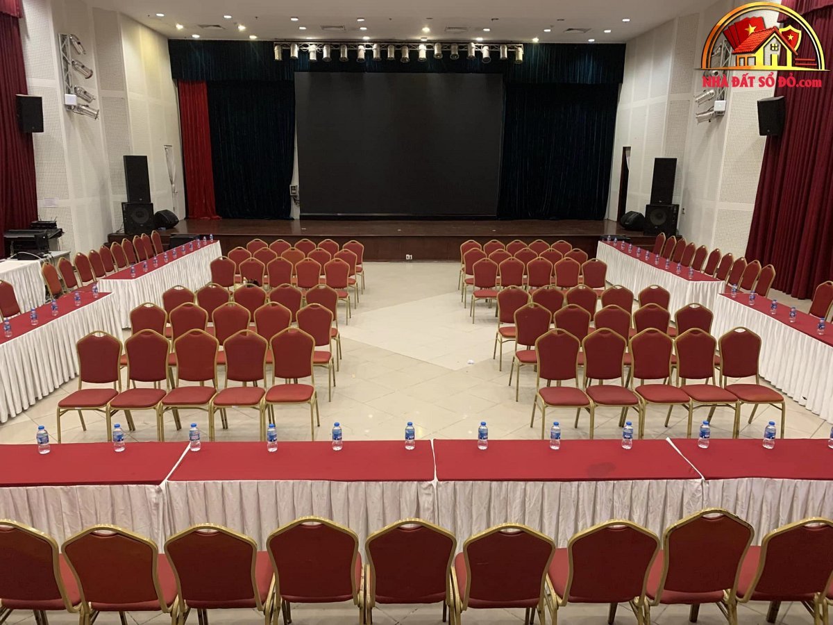 Cho thuê phòng hội trường hiện đại, giá tốt tại Quận 3 – NHÀ ĐẤT BẤT ĐỘNG SẢN SỔ ĐỎ