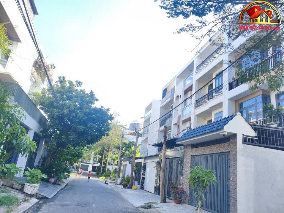 Nhà đất sổ đỏ TP.HCM: Mặt tiền KDC 4x24m, nhà 4 tầng giá 7,7 tỷ