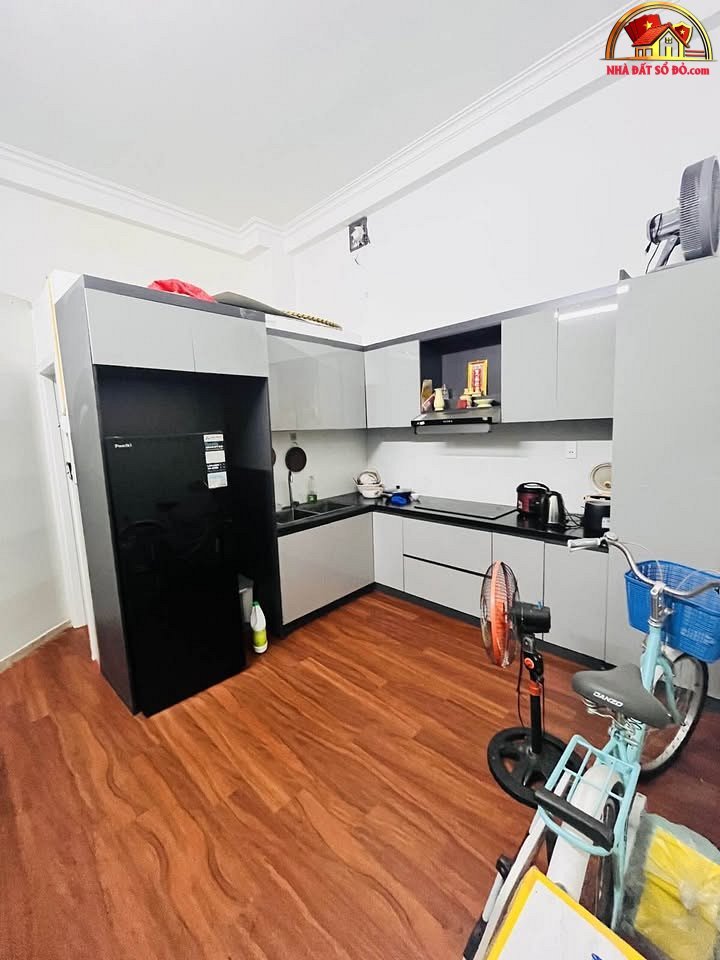 Nhà đẹp kiệt 3m Hoàng Diệu, gần chợ, view công viên – 73m2 – 4.75 tỷ
