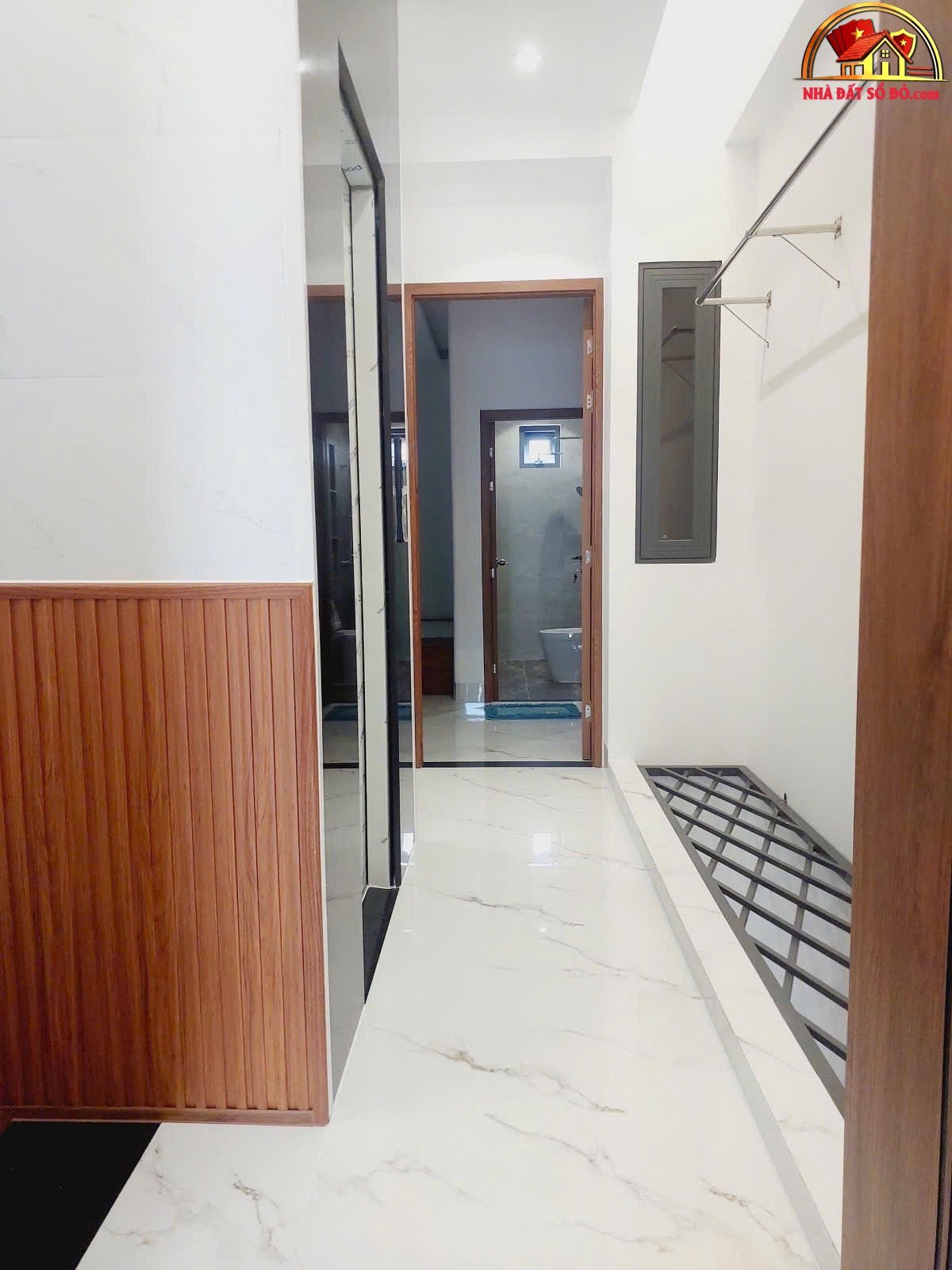 Nhà đẹp 62m2, ô tô vào nhà, thang máy xịn – Quận 2 – TP HCM – NHÀ ĐẤT BẤT ĐỘNG SẢN SỔ ĐỎ