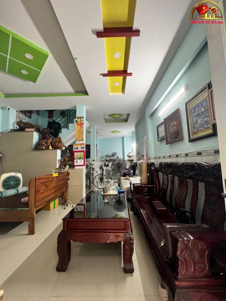 Nhà trệt lầu 3 mặt thoáng, giá chỉ 4 tỷ – Đư… – Bán nhà trong ngõ, hẻm Huyện Tân Hưng – Long An giá 3 – 5 tỷ