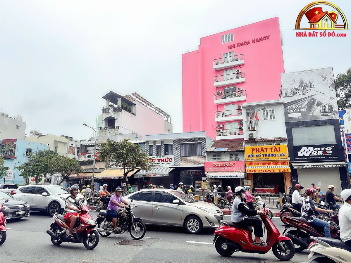 Bán nhà mặt tiền kinh doanh 40m đường Nguyễn Văn Cừ, Quận 1 – 145m2 chỉ 38 tỷ