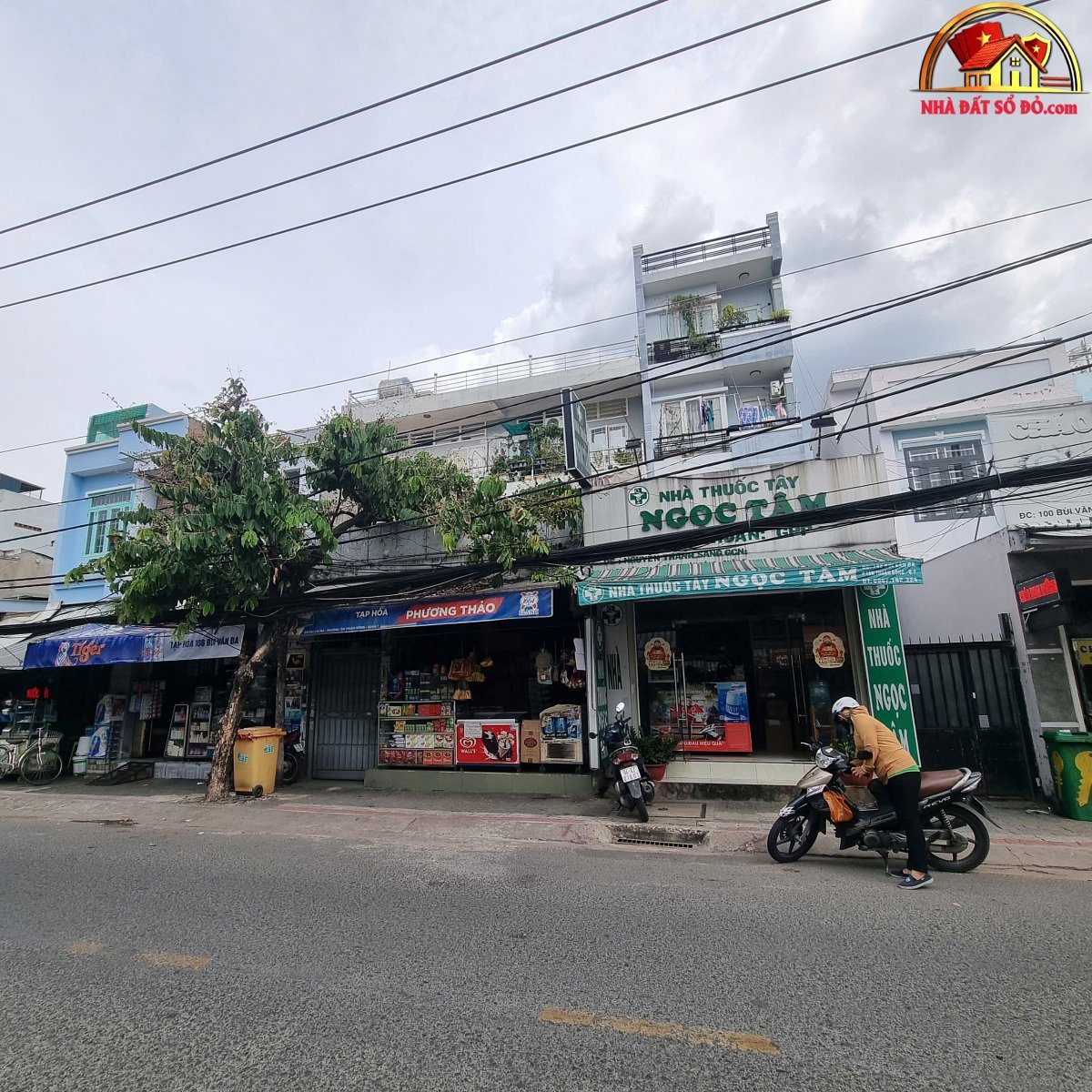 Nhà đất sổ đỏ mặt tiền Bùi Văn Ba Quận 7, thu nhập 60 triệu/tháng, giá 22.9 tỷ
