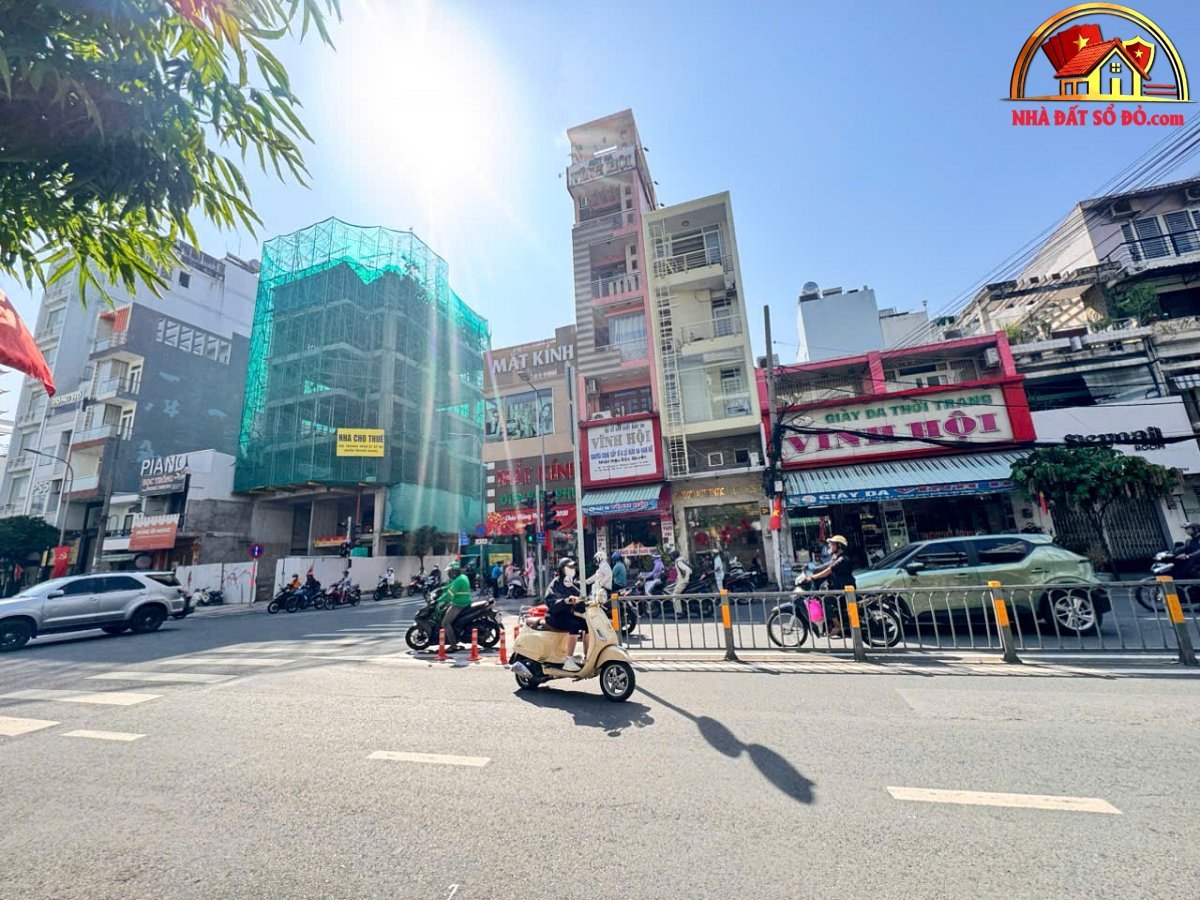 Bán nhà mặt tiền 2 tầng 127m2, ngang lớn 8.5m, giá thương lượng – Đường Khánh Hội, Quận 4 – NHÀ ĐẤT BẤT ĐỘNG SẢN SỔ ĐỎ