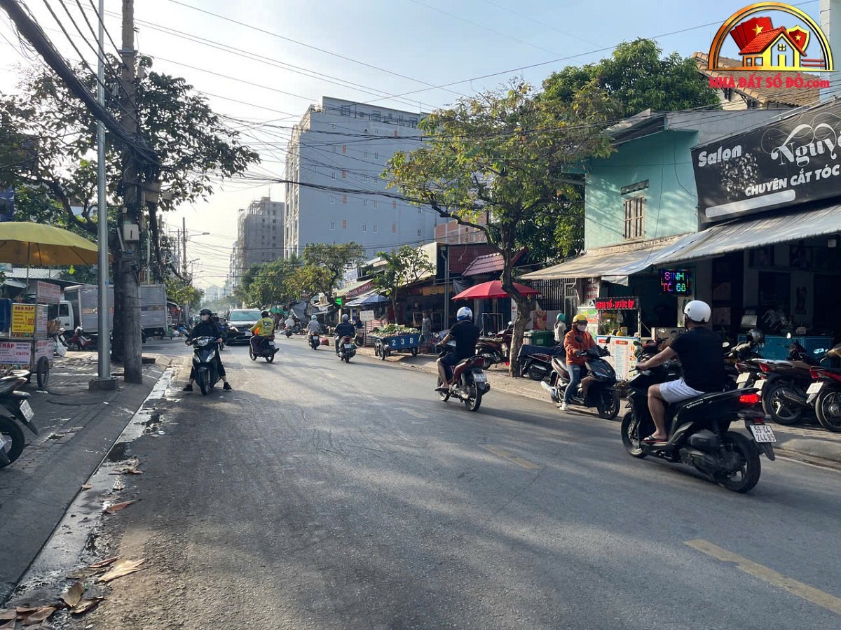 Đất trống 404m2 mặt tiền Lý Phục Man Phường Bình Thuận Q7 giá 72 tỷ