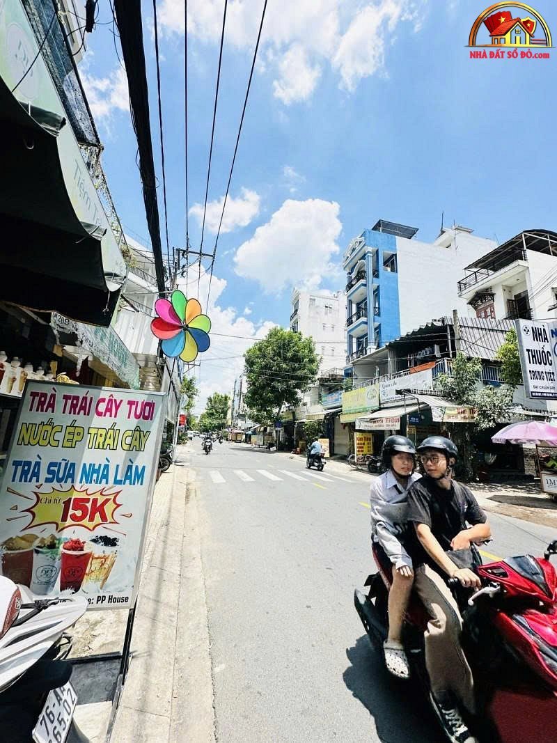 Bán nhà lô góc 2 mặt tiền Phạm Văn Hai, 71m2, giá 13,95 tỷ – Đầu tư sinh lời cao