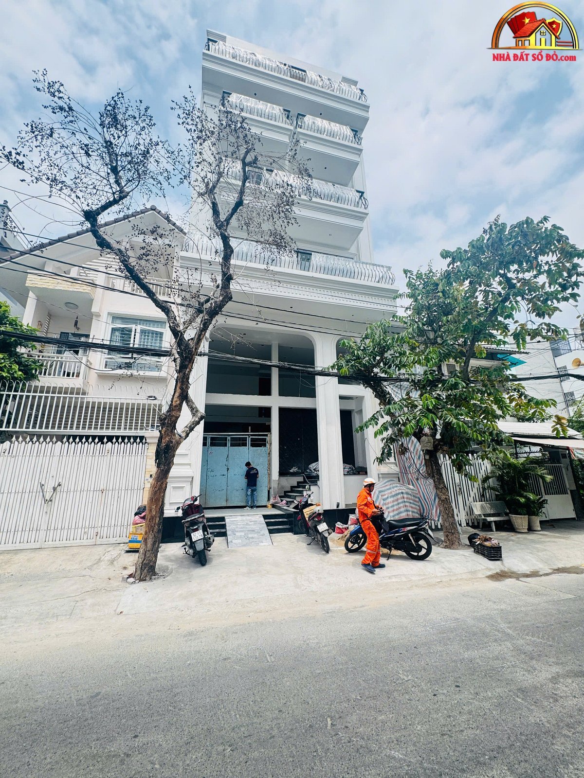 Bán nhà đất sổ đỏ TP.HCM CHDV 7x19m Hầm 6 Tầng Đường 14A Quận 7