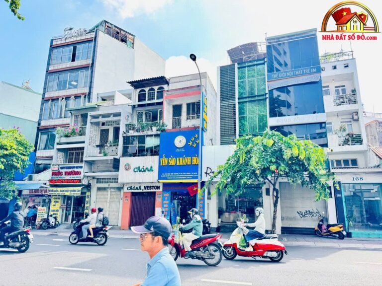 Nhà đất sổ đỏ Quận 1 mặt tiền Đinh Tiên Hoàng 51m2 giá 19 tỷ