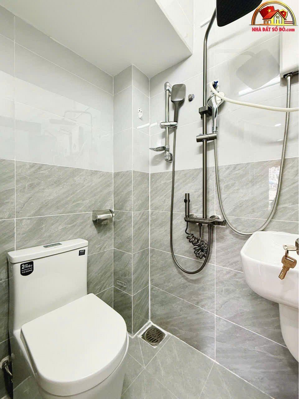 Nhà 3 tầng hẻm ô tô Thích Quảng Đức, Phú Nhuận – Giá chỉ 2,79 tỷ