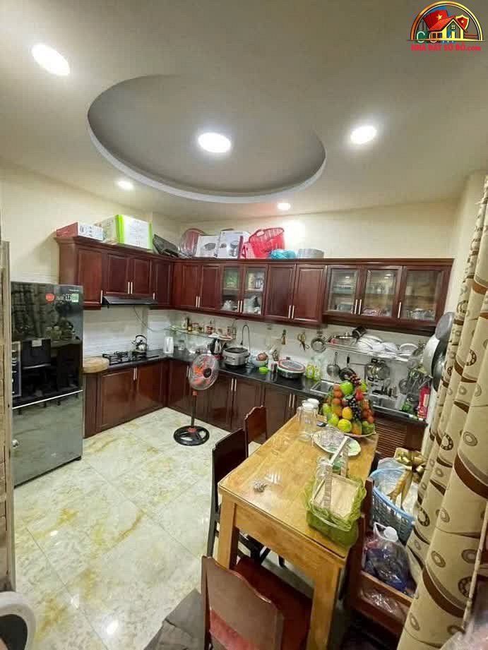 Nhà đất sổ đỏ Quận 8 TP.HCM – Nhà riêng 4 tầng sổ riêng hoàn công đủ