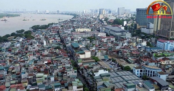 Điều chỉnh quy hoạch đô thị sông Hồng: Xu hướng và tác động